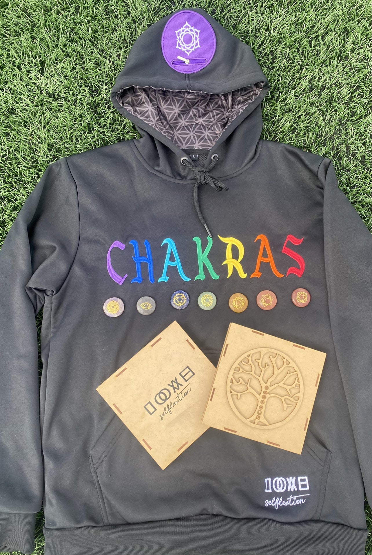 Selflextion Chakra Hoodie & Stone Set